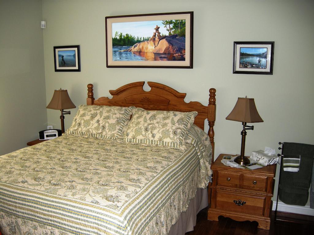 Tucked Inn The Harbour B&B Victoria Harbour Δωμάτιο φωτογραφία