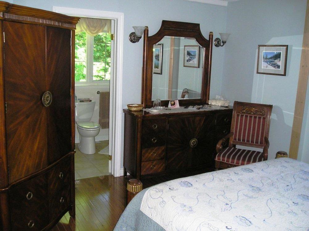 Tucked Inn The Harbour B&B Victoria Harbour Εξωτερικό φωτογραφία
