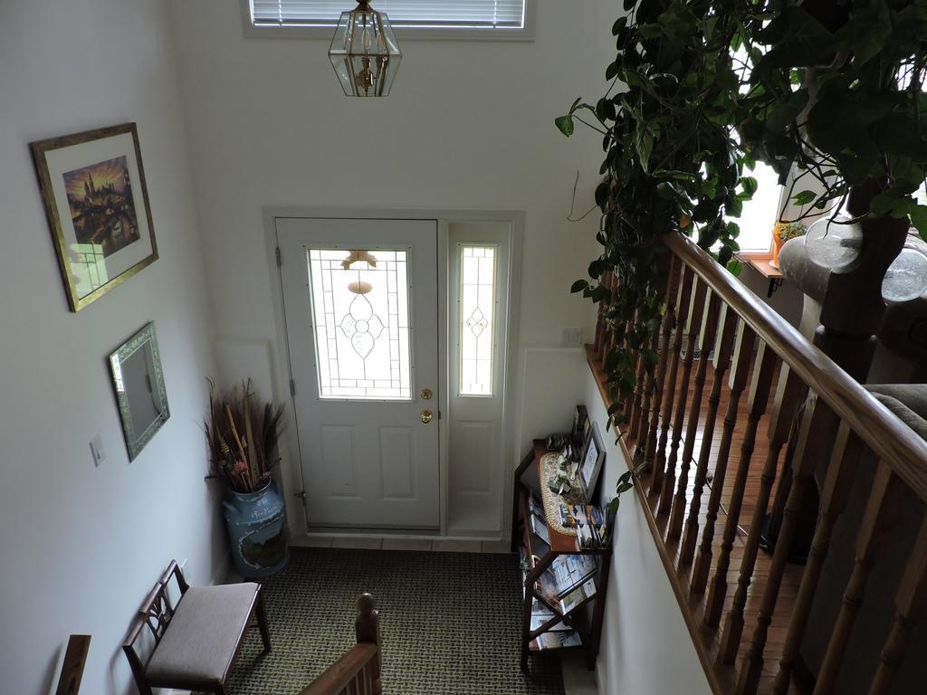 Tucked Inn The Harbour B&B Victoria Harbour Εξωτερικό φωτογραφία