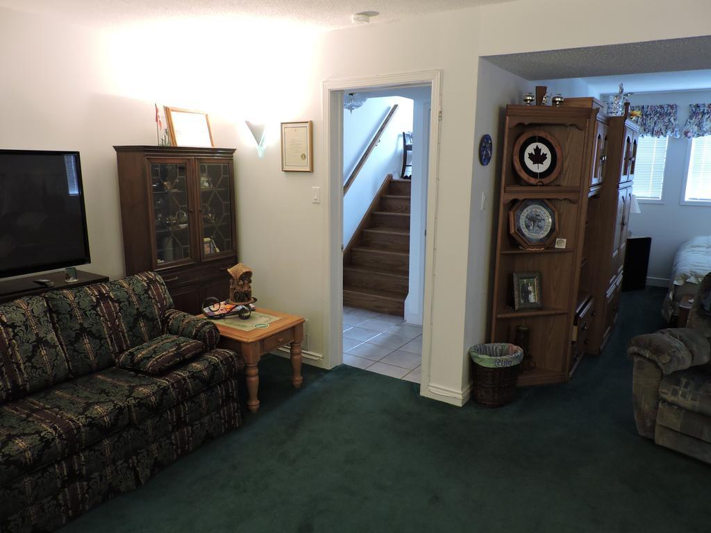 Tucked Inn The Harbour B&B Victoria Harbour Εξωτερικό φωτογραφία